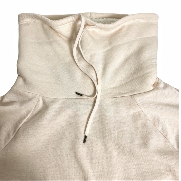 NWT Tek Gear Women’s Sherpa Funnel Cowl Neck Fleece Pullover, Pale Pink - Picture 4 of 9